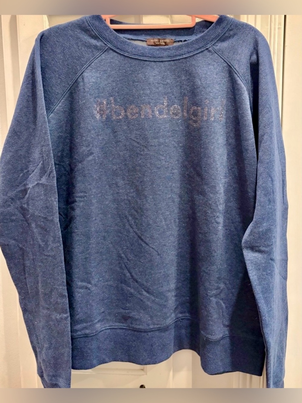 NWT HENRI BENDEL Soft blue crewneck sweatshirt w/subtle sparkle embellishment